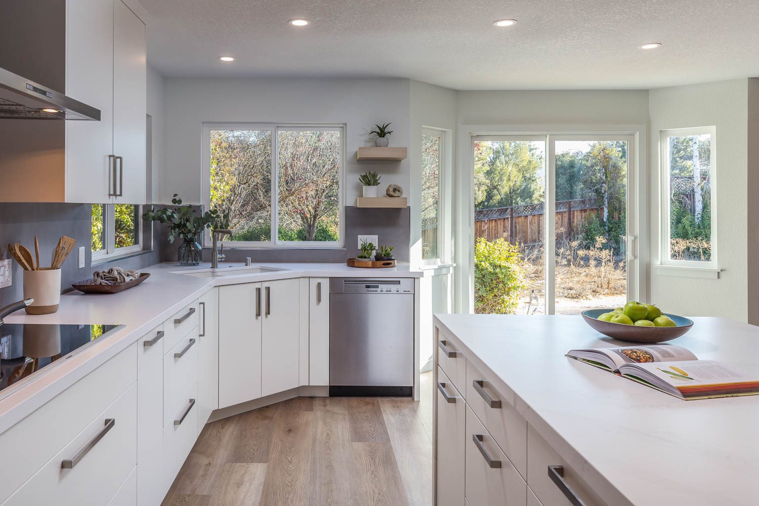 Eco-friendly-appliances-are-a-must-for-a-solid-kitchen-remodel-return-on-investment