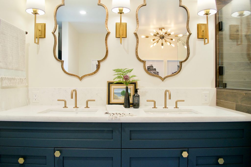 Opt-for-bold-colors-to-create-moody-bathroom-design