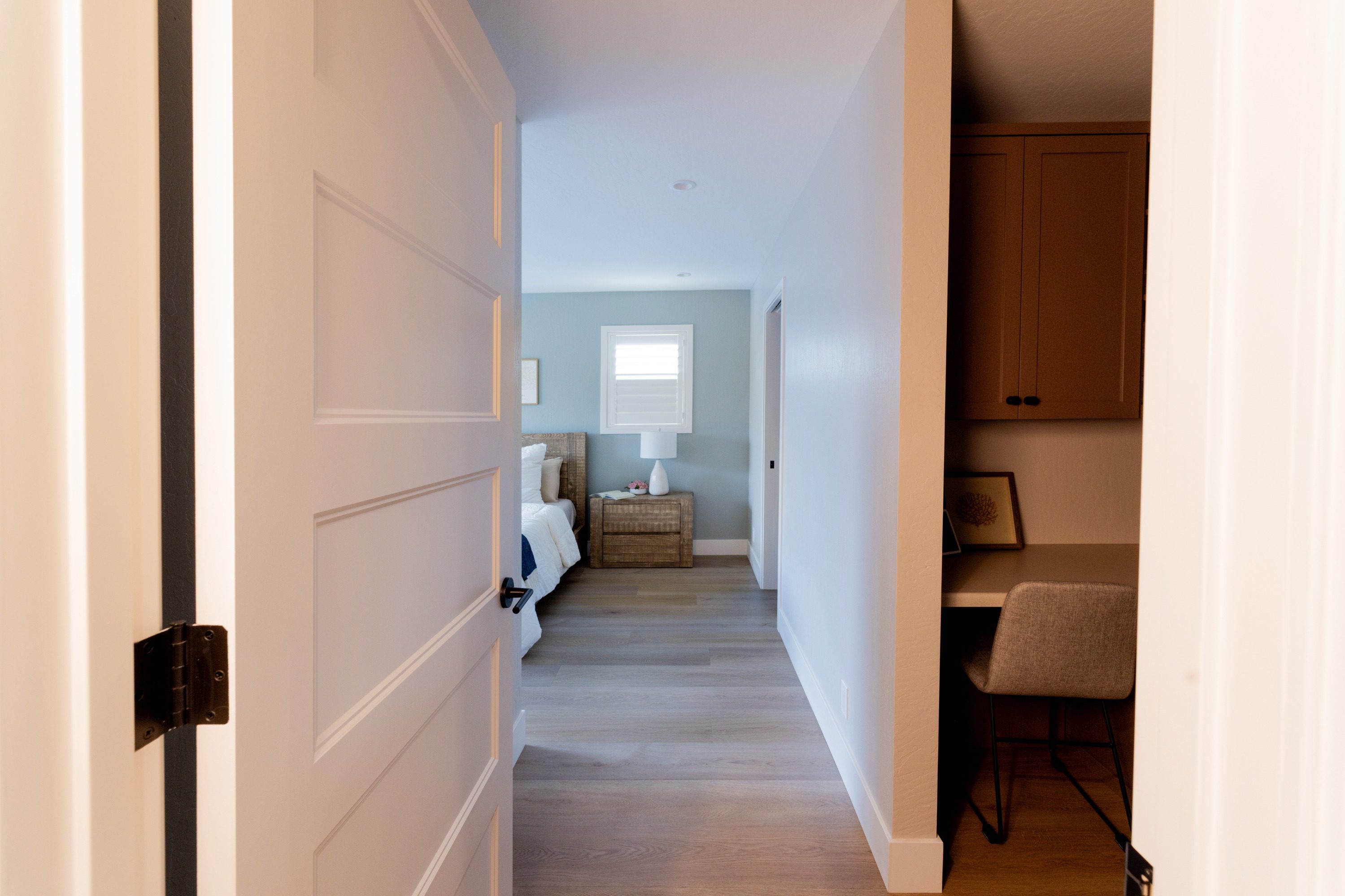 Contemporary multipurpose dining room in Santa Clara County designed for both casual meals and home office use