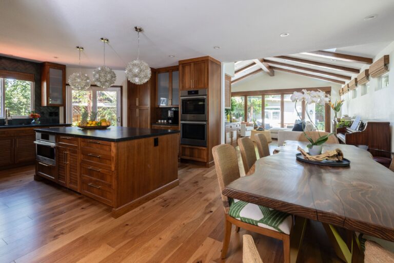 Open-floor-concept-living-in-Silicon-Valley